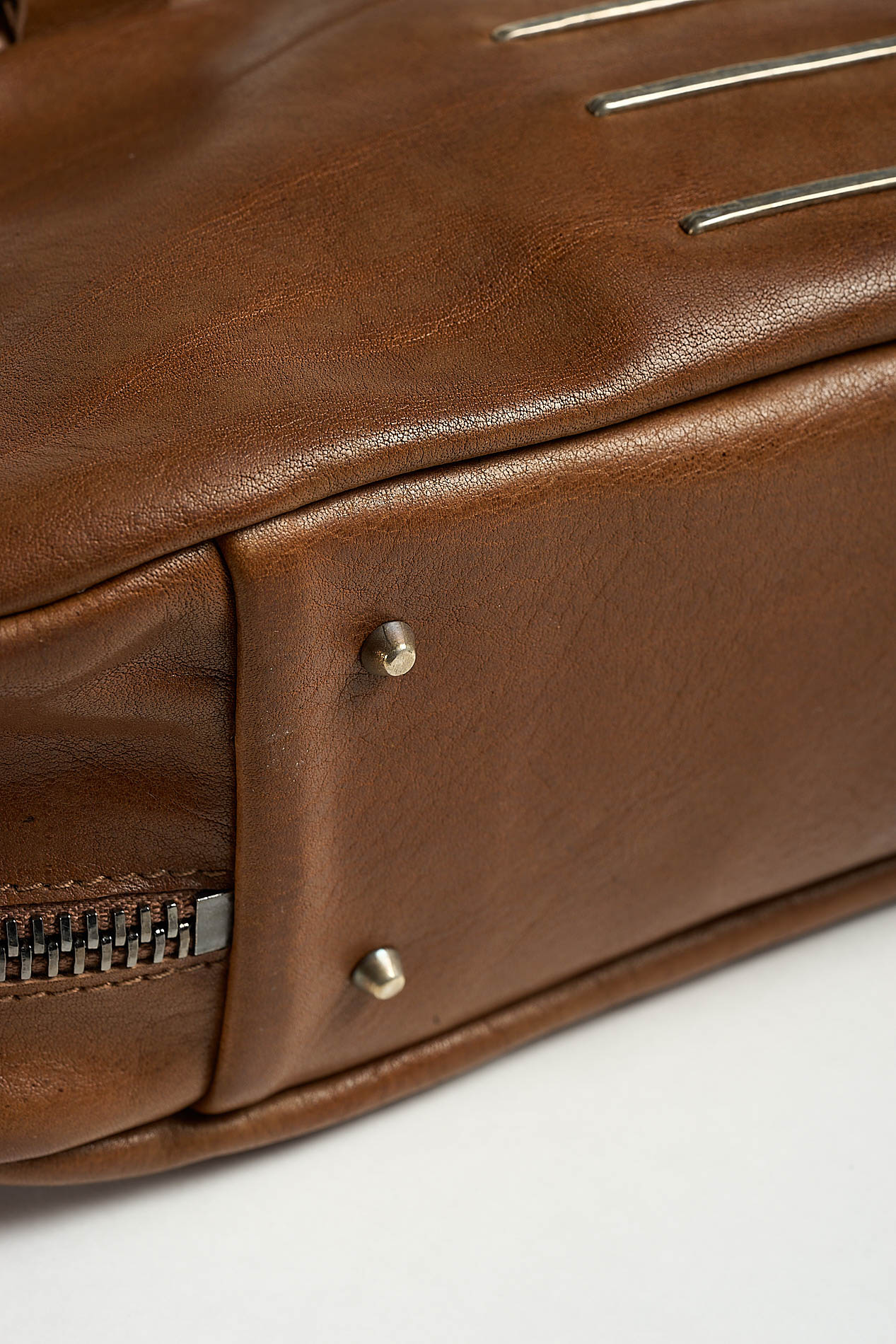 daniele basta leather and silver bags - DETAIL 2